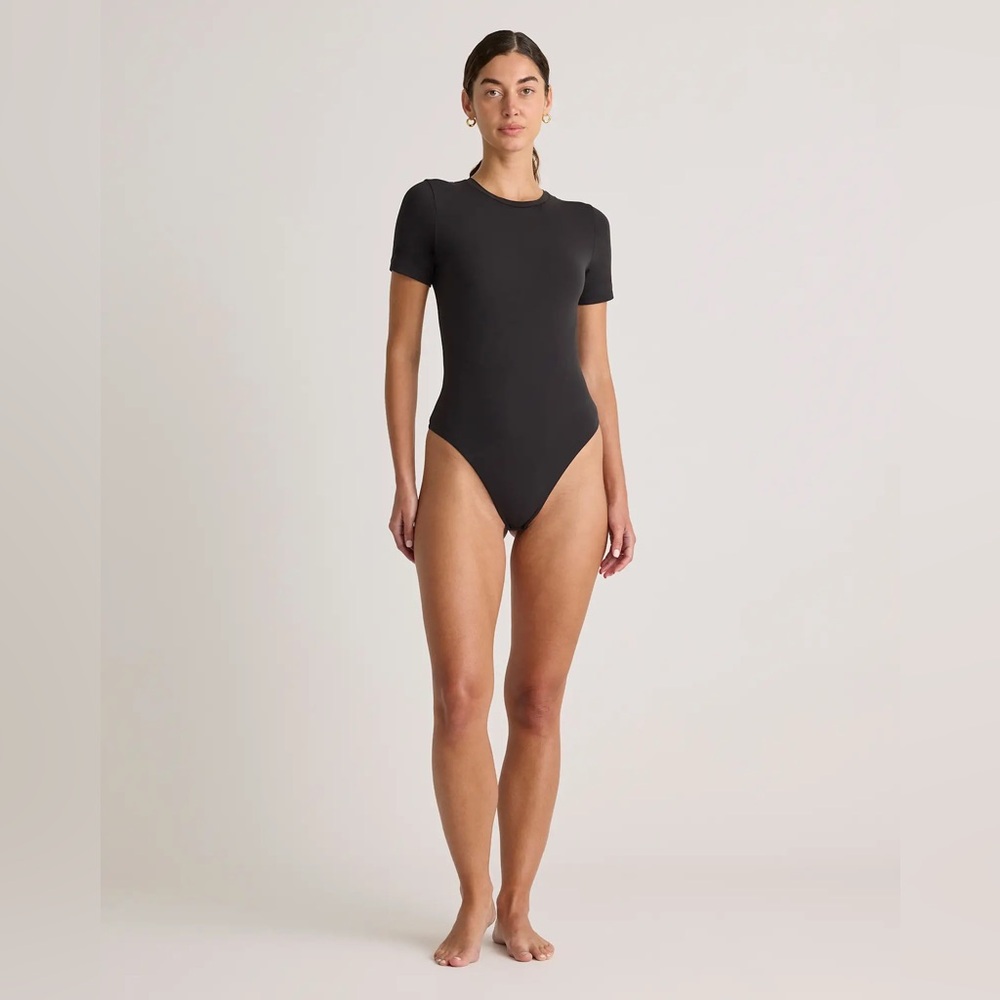 NWT Quince Bodysuit with Sleeves in Black